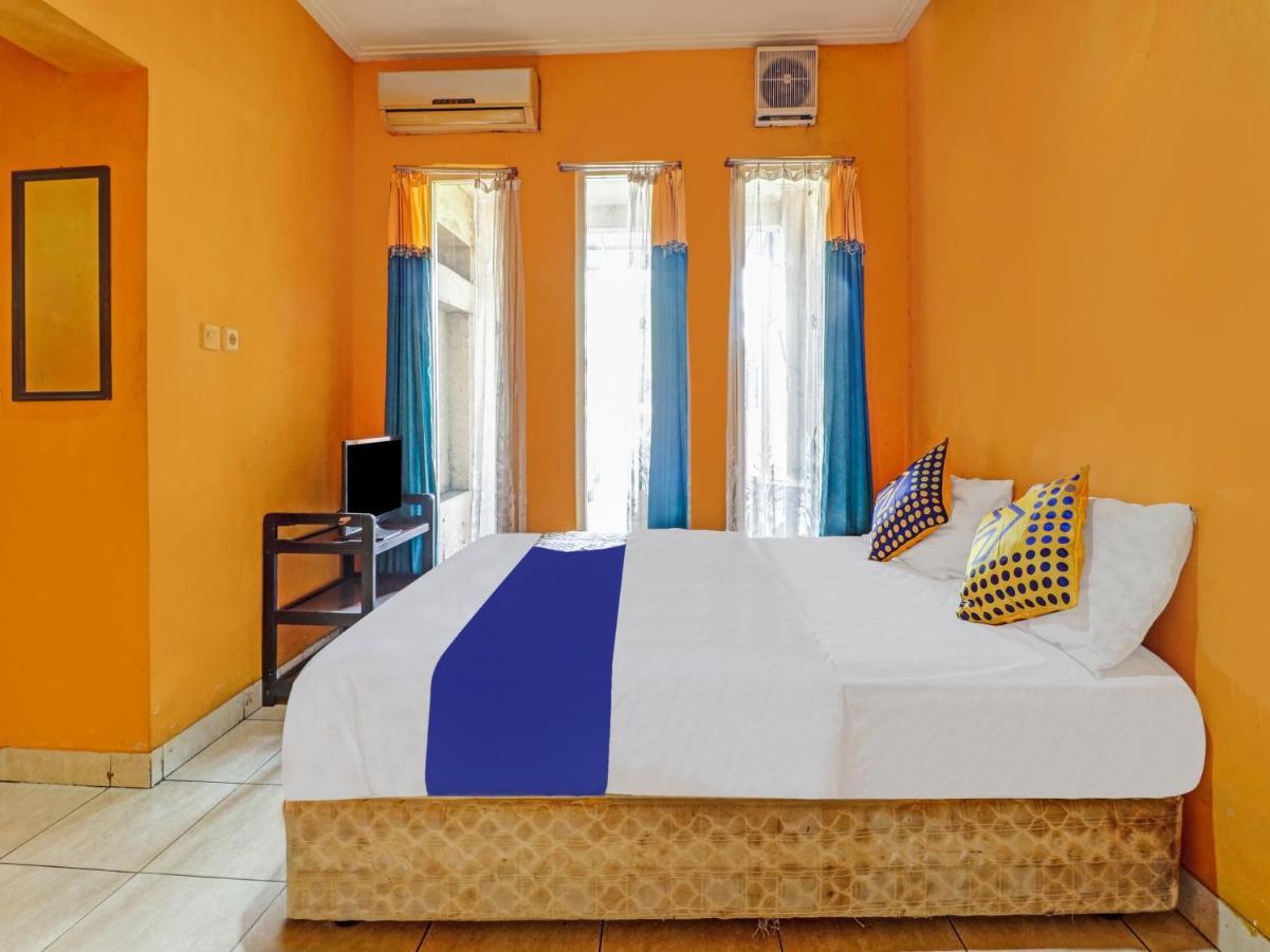 Spot On 90632 Hotel Pelangi Indah Paskal Bandung Extérieur photo